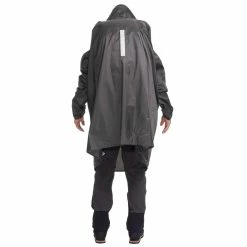 Forclaz 40 L Hiking Rain Poncho