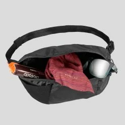 Backpacks & Bags Forclaz Travel 100, Compact 2 L Hiking Fanny Pack