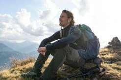 Backpacks & Bags Forclaz Men's MT900 UL Backpacking 50 + 10 L Backpack