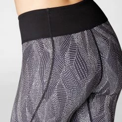 Kimjaly Domyos Reversible Dynamic Yoga Leggings, Women's Bottoms