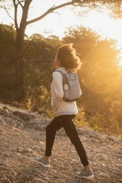 Quechua Backpacks & Bags NH150 Escape, Hiking 10 L Backpack