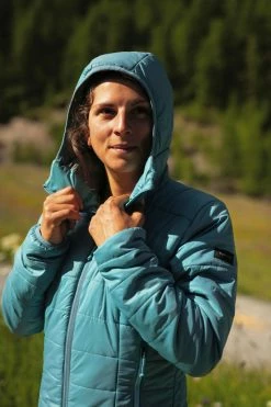 Forclaz Trek 100, 23°F Synthetic Padded Puffer Hooded Backpacking Jacket, Women's