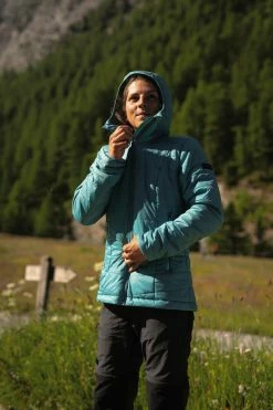 Forclaz Trek 100, 23°F Synthetic Padded Puffer Hooded Backpacking Jacket, Women's