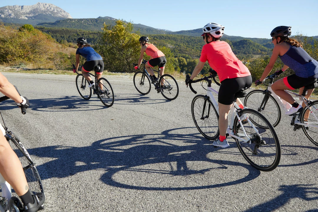 Hot Sale π Shirts Triban 100, Short Sleeved Moisture-Wicking Cycling Jersey, π© Women's β 14 Shirts Triban 100, Short Sleeved Moisture-Wicking Cycling Jersey, Women's