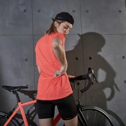 Hot Sale π Shirts Triban 100, Short Sleeved Moisture-Wicking Cycling Jersey, π© Women's β 23 Shirts Triban 100, Short Sleeved Moisture-Wicking Cycling Jersey, Women's