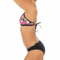 Brand new 🤩 Olaian Andrea 👩 Women's 🏄 Surfing Crop Top 🩱 Swimsuit Top With Padded Cups - Nila Merengue 👙 Bikinis, Boardshorts 🛒 16 Olaian Andrea Women's Surfing Crop Top Swimsuit Top With Padded Cups - Nila Merengue Bikinis, Boardshorts